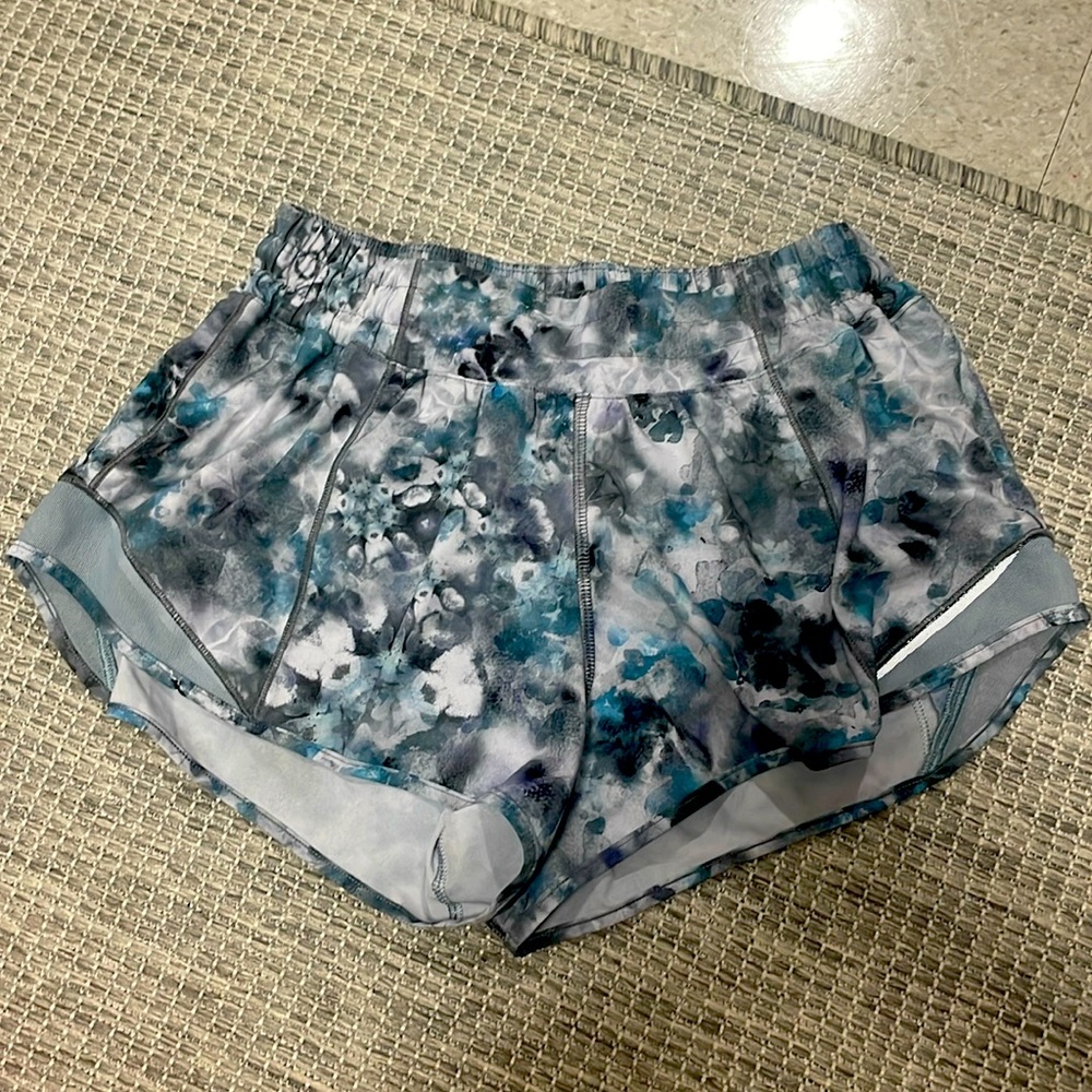 Lululemon Hotty Hot Shorts